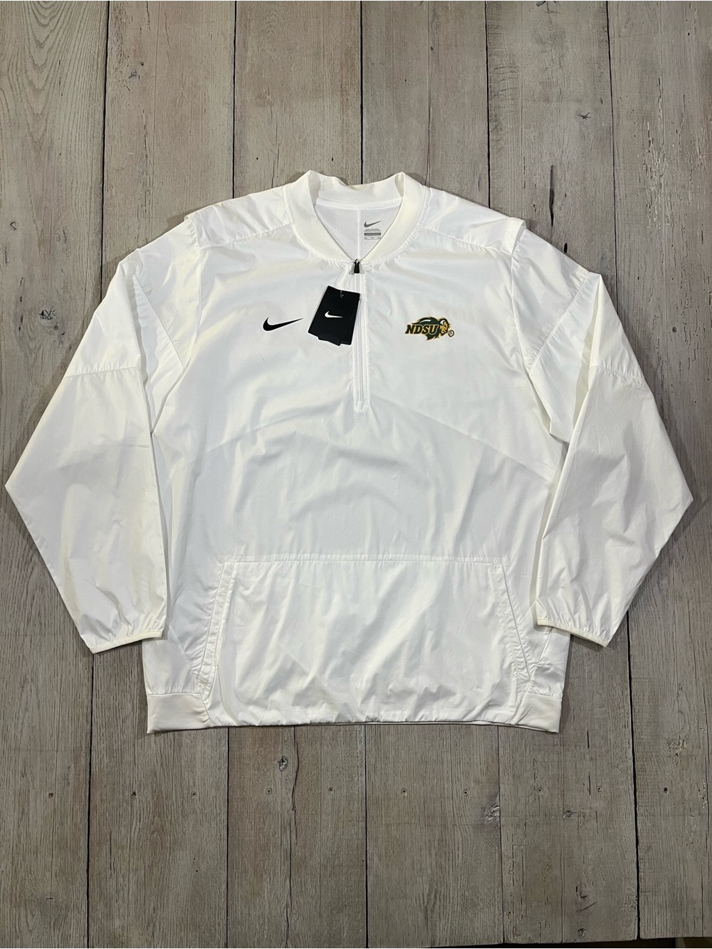 Nike NDSU 1/2 Zip Lockdown Pullover Jacket White Size 2XL NWT